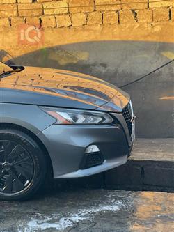 نيسان ألتيما